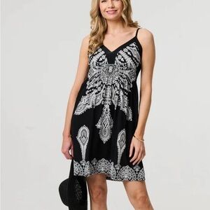 NWT Ming Yi Fang Black and White Camisole Sundress